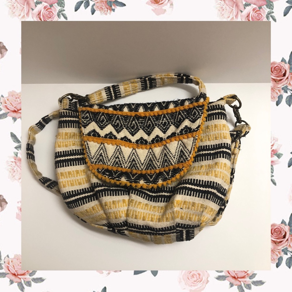 Chic styled bohemian bag - Picture 2 of 8